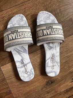 Šlapky Christian Dior