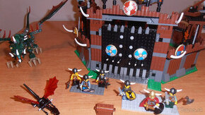 LEGO 7019 - Pevnosť Vikingov v boji s Fafnirským drakom