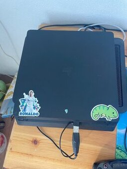 PS4 Slim