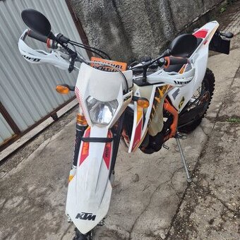 KTM