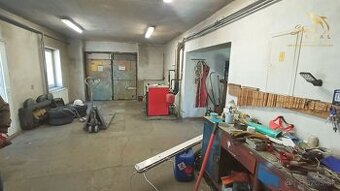 Viacúčelový objekt vhodný na podnikanie v obci Vyhne