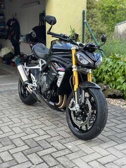 Speed Triple 1200 RS