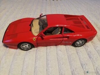 1:18 FERRARI GTO  Bburago 1984
