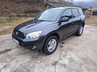 Toyota rav4 2,2 100kw