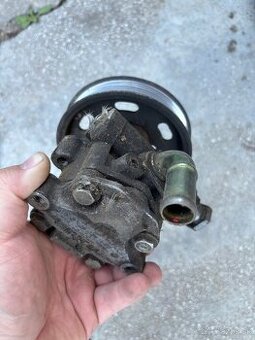 Servo čerpadlo vw golf 4