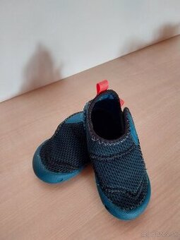 Papuče Decathlon 21