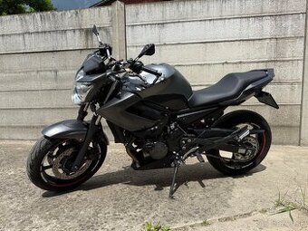 Yamaha XJ6