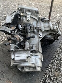 Predam prevodovku do Touran-1,9TDI - KWD.