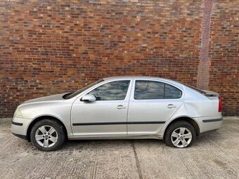 Škoda Octavia 1.6 75kw benzin - 1