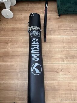 Boxovaci mach + nastenny drziak