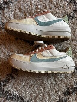 Nike Air Force - 1