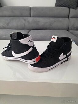 Botasky Nike veľkosť 44