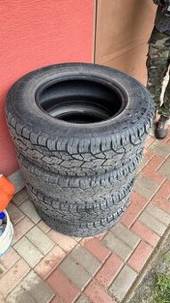 Pneu 235/70 r16