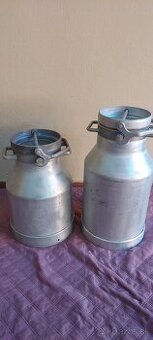 Konva,nadoba na mlieko,med