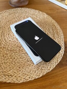Ponúkam na predaj Apple iPhone 16 Pro 128GB Black Titanium