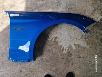 Ford Mustang predný blatník