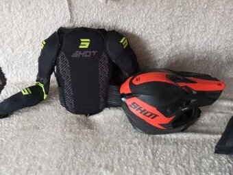 Predám výstroj na ktm