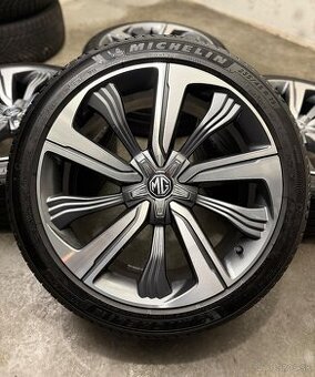 Letná sada 5x120 R19 , 235/45/19 MG Marvel