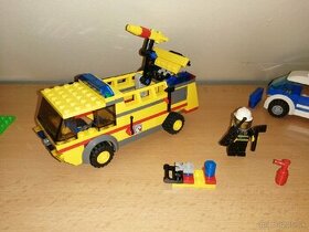 LEGO 7891 - Letiskové hasičské auto