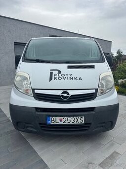 Opel vivaro 2.0tdci H1 L1 2014