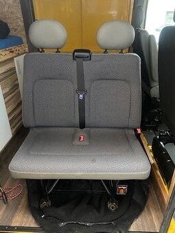Sedačka Opel Movan,Renault Master