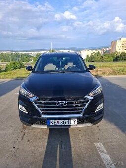 Hyundai Tucson 1,6 Benzín 130kw 10/2018 76 831km