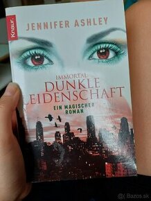 Nemecká kniha Dunkle Leidenschaft