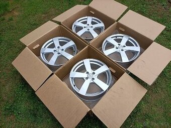 Nové disky zn. DEZENT R17 4x100 ET 45