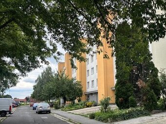 PREDAJ: 1-izbový byt, Devínska Nová Ves (36 m²)