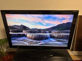 Predám starší Samsung televizor