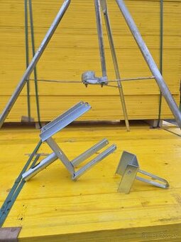 Predám hlavice trojnožky na stavebné stojky