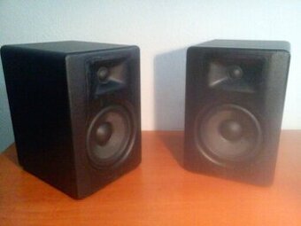 štúdiové reproboxy