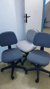 Kancelárske stoličky