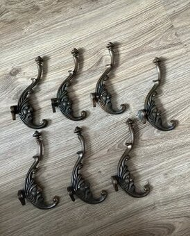 7x nástenné vešiaky vintage dizajn s tvárou