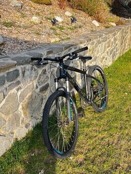 B'Twin Rockrider 520