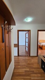 2i zariadený byt s balkónom, centrum Prievidza