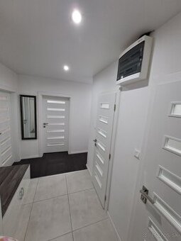 3-izb. TEHLOVÝ byt Južná trieda/Panelová 72 m2 blízko centra