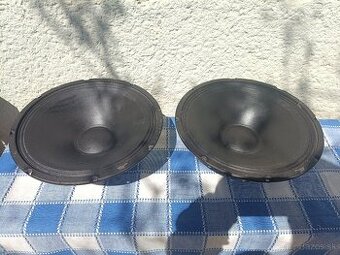 2ks 12" z Yamaha S112V