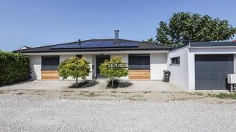 | EXKLUZÍVNE zariadený 4i RD terasa a záhrada,Veľký Biel, 50