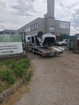 Diely Touareg 2020 a Toyota RAV4 4 2022