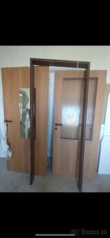 Predám 2x sklenené 80prave dvere,1x80 plne prave,1x80 plne ľ