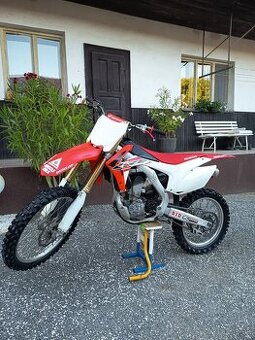 Honda crf 250 r 2017