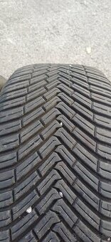 Celorocne pneu 225/50 r18 michelin