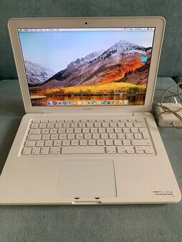 Macbook 2010 biely 16gb