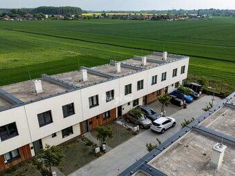 Pinky Real - Vitajte doma V Opoji, len kúsok od Trnavy