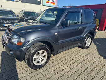 Mitsubishi Pajero 3.2 DI-D Dakar A/T AKONTACIA OD 0%