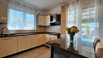 Útulný rodinný dom s upravenou záhradou: 4-izbový bunga