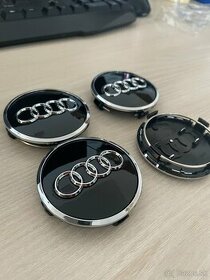 Audi stredové krytky diskov 61mm