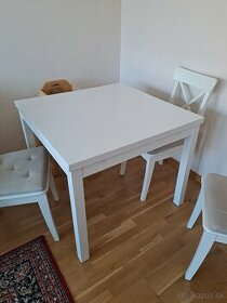 Rozkladaci stol IKEA