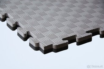 Tatami Elite tvrdá čierno-šedá 105cm x 105cm x 2.5cm